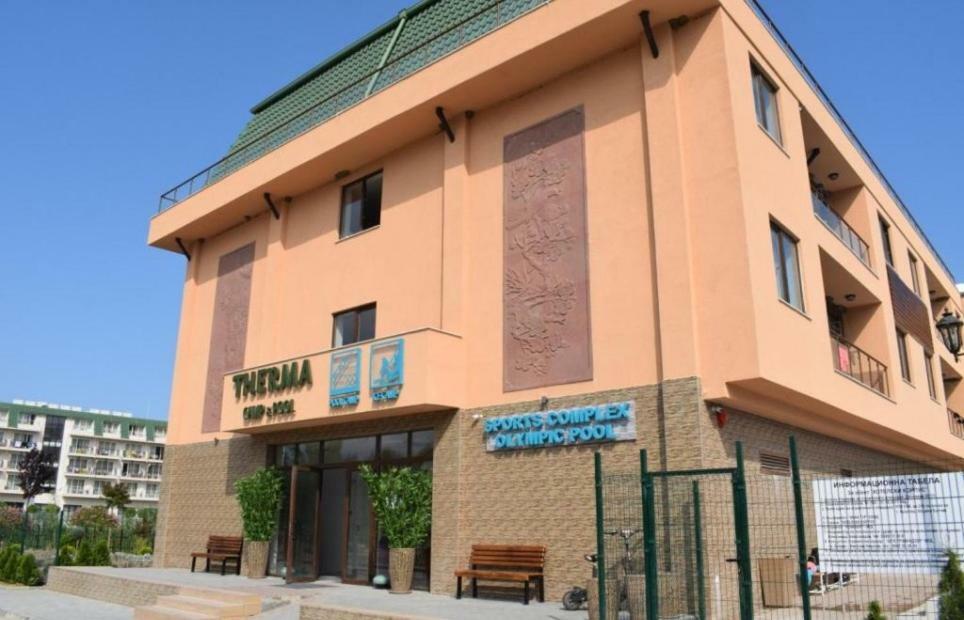 Camp And Pool Hotel Kranevo Bagian luar foto