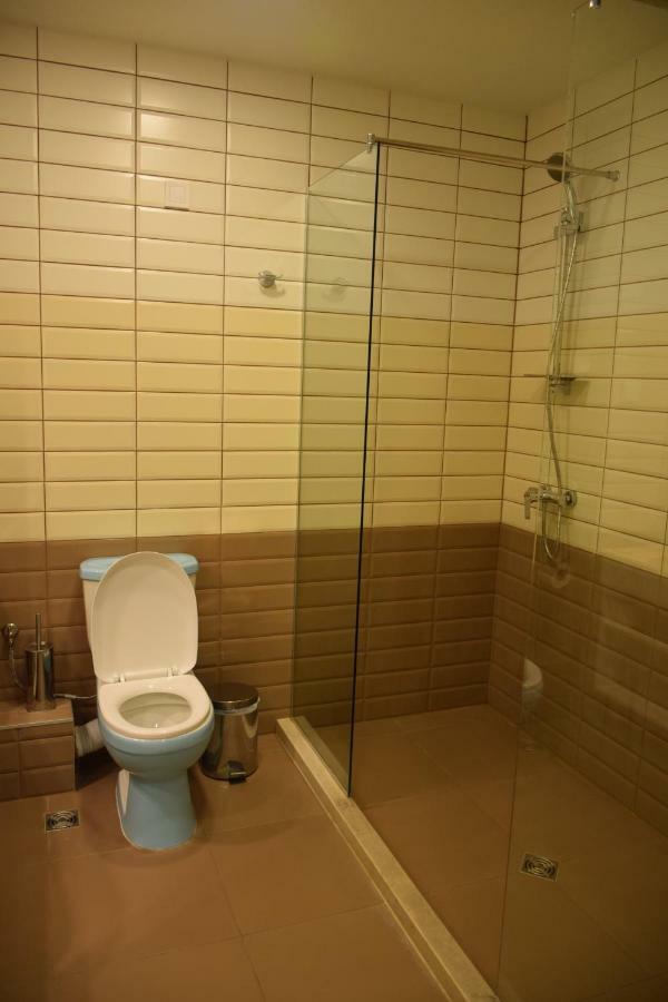 Camp And Pool Hotel Kranevo Bagian luar foto