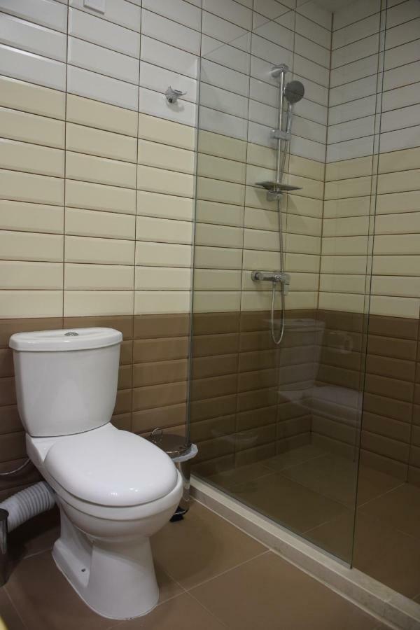 Camp And Pool Hotel Kranevo Bagian luar foto