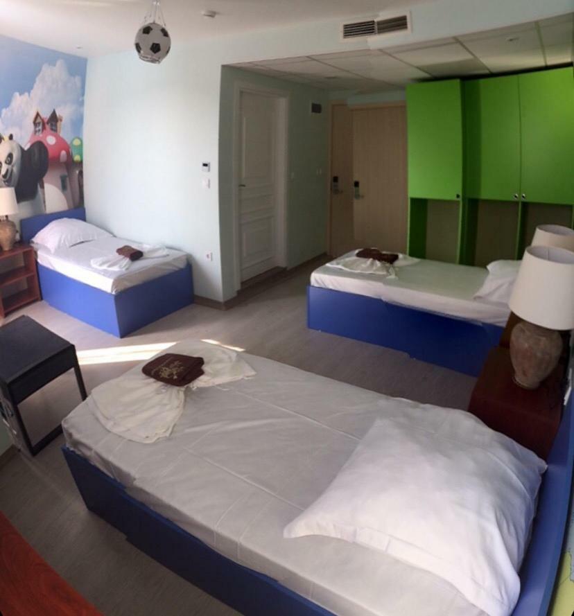 Camp And Pool Hotel Kranevo Bagian luar foto